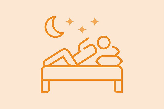 Orangefarbene Strichzeichnung einer Person, die mit einem Kissen auf einem Bett liegt und auf ein Handy schaut. Über ihr sind ein Halbmond und vier Sterne zu sehen, was auf die Nacht hindeutet. Der Hintergrund ist hellbeige.