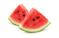 Zwei Scheiben Wassermelone mit Kernen auf weißem Hintergrund.